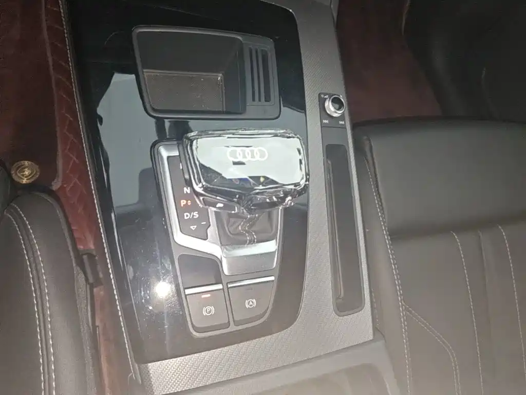 Audi Q5L — миниатюра 14