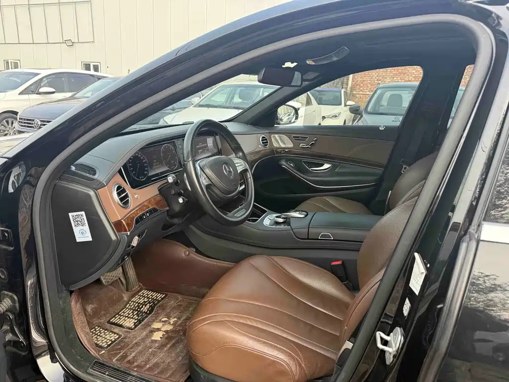 Mercedes-Benz S-Class — миниатюра 7