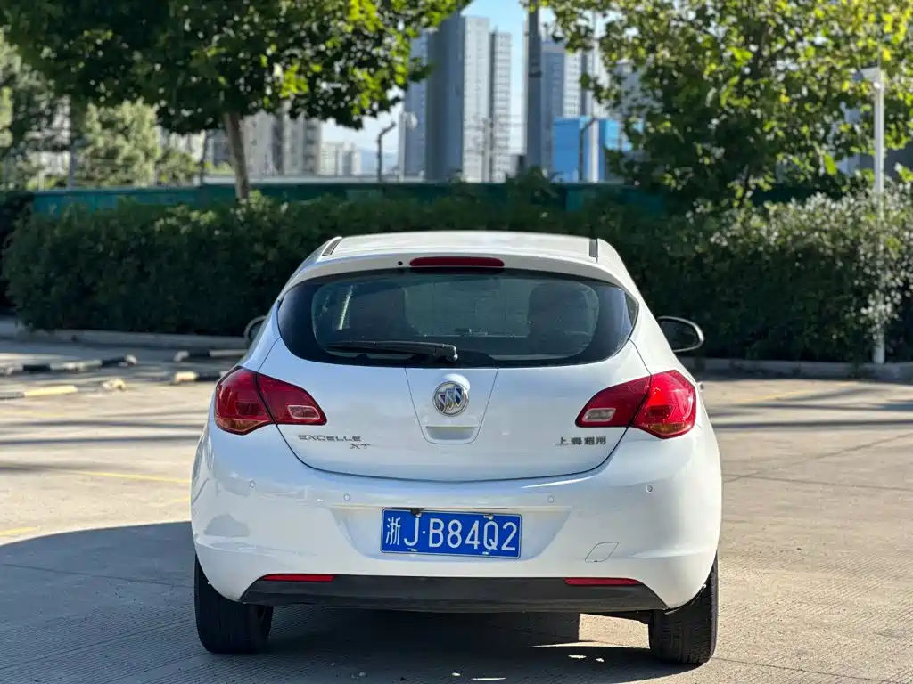 Buick Excelle — миниатюра 8