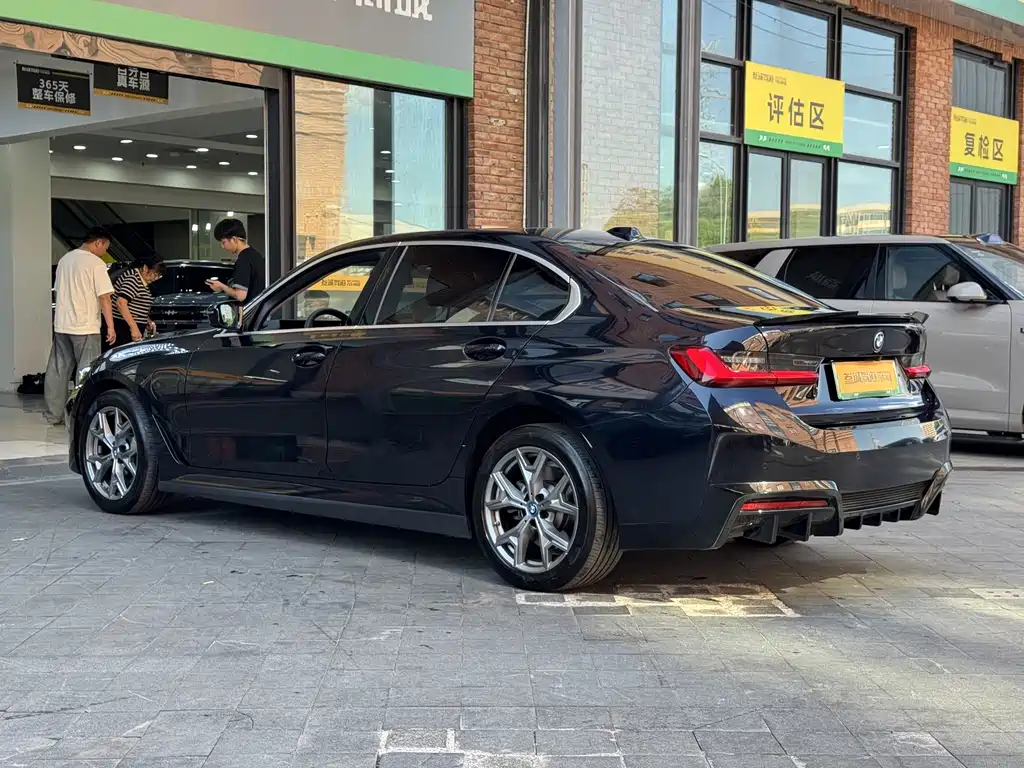 BMW i3 — миниатюра 6