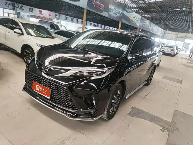 2024 Toyota Granvia