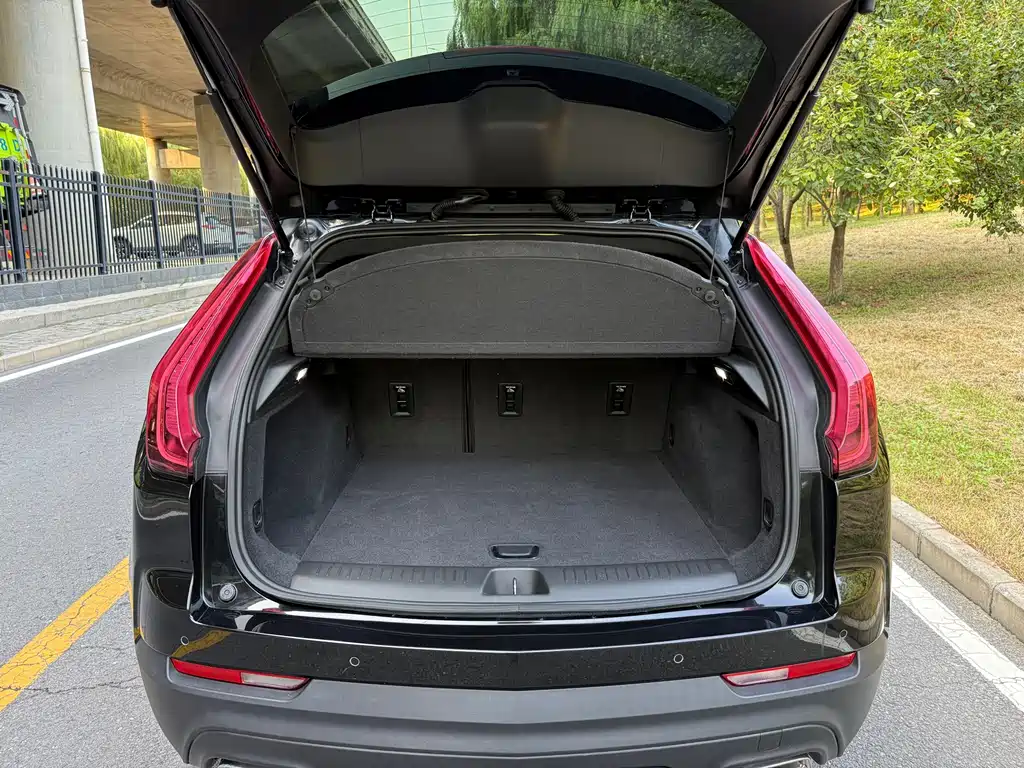 Cadillac XT4 — миниатюра 20