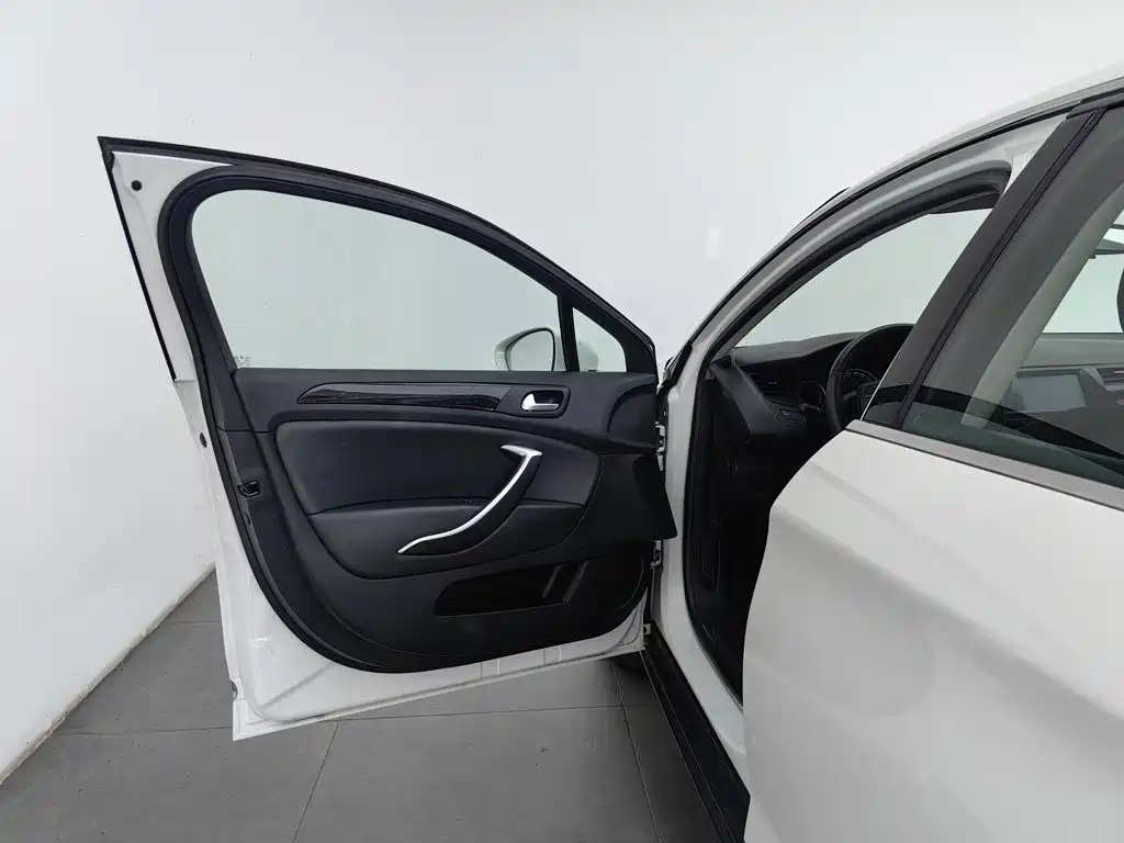 Citroen C5 — миниатюра 8