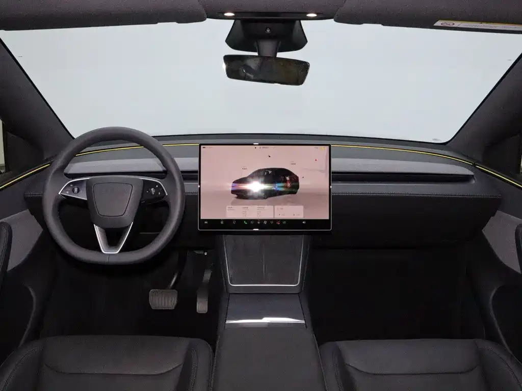 Tesla Model Y — миниатюра 17