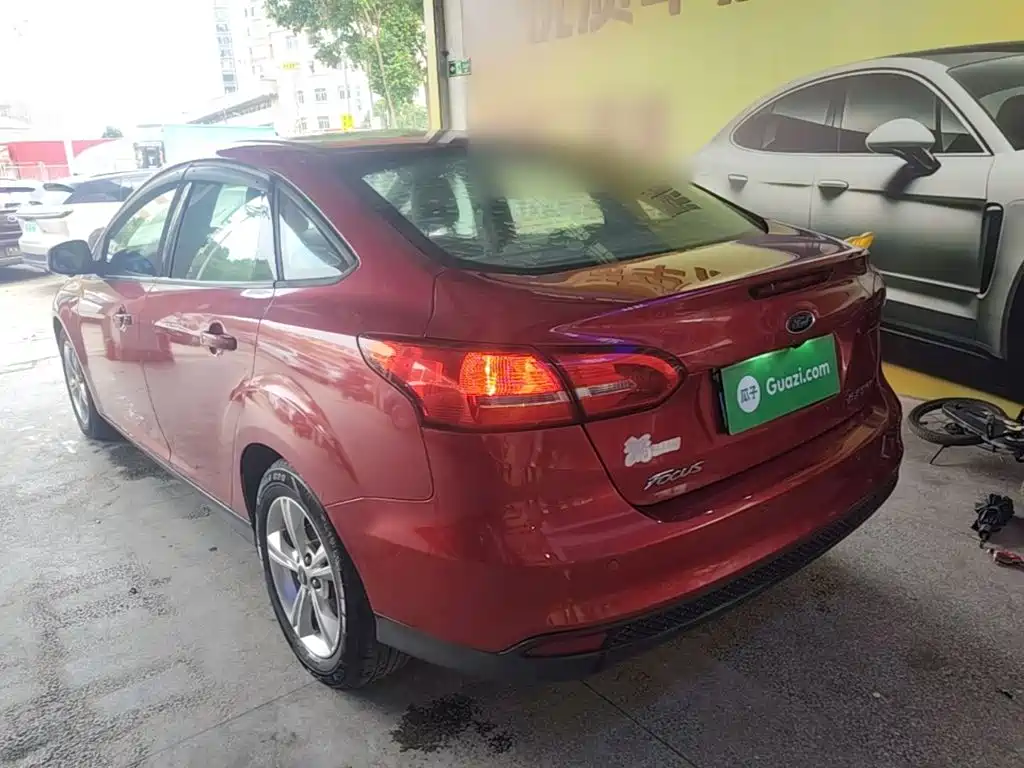 Ford Focus — миниатюра 5