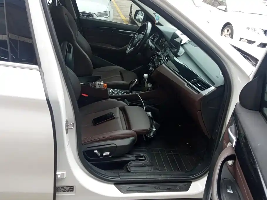 BMW X1 — миниатюра 8