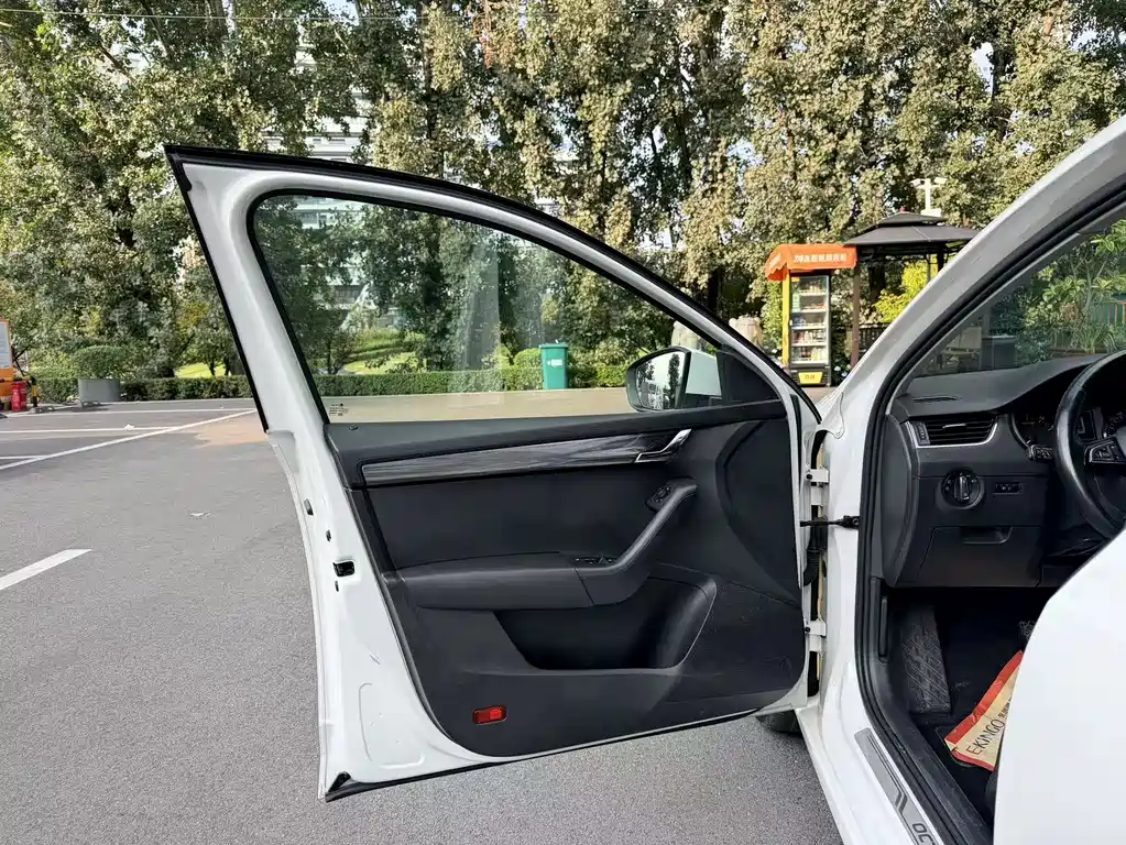 Skoda Octavia — миниатюра 19