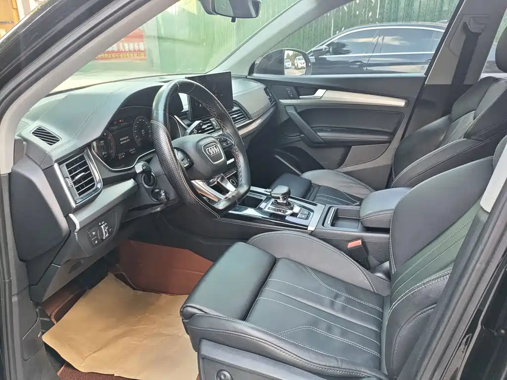 Audi Q5L — миниатюра 9