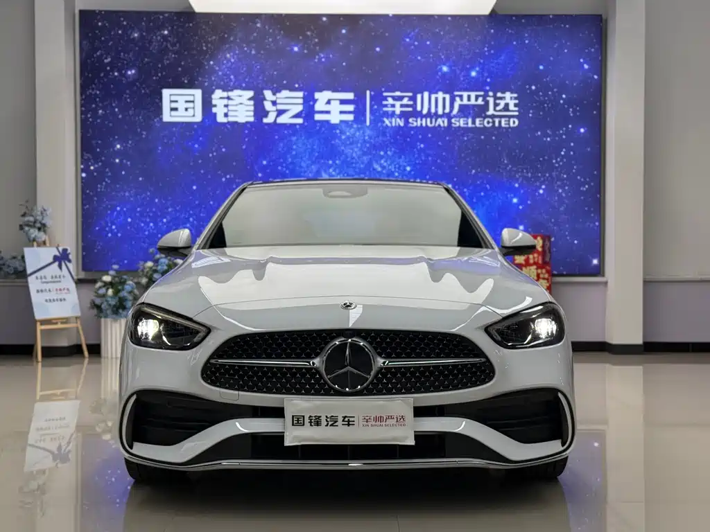 Mercedes-Benz C-Class — миниатюра 2
