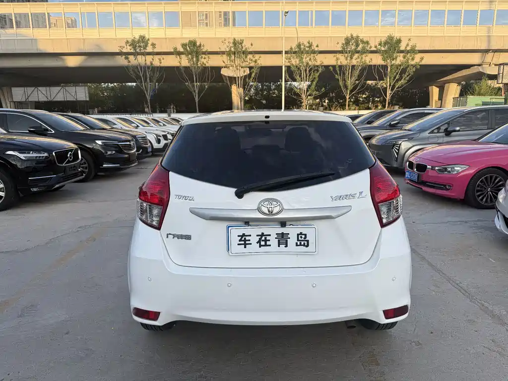 Toyota Yaris L — миниатюра 10
