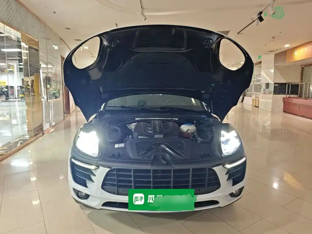 Porsche Macan — миниатюра 20