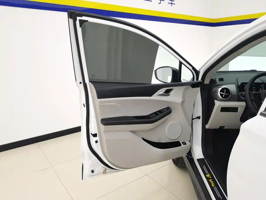 BYD Yuan Pro — миниатюра 7