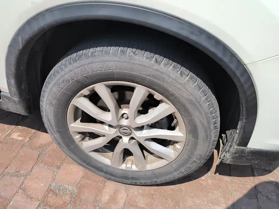 Nissan X-Trail — миниатюра 6