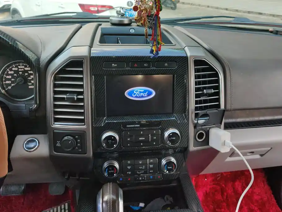 Ford F-150 Raptor — миниатюра 13