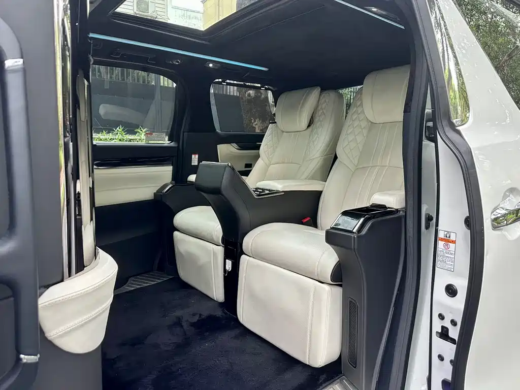 Toyota Alphard 2018 3.5L Luxury