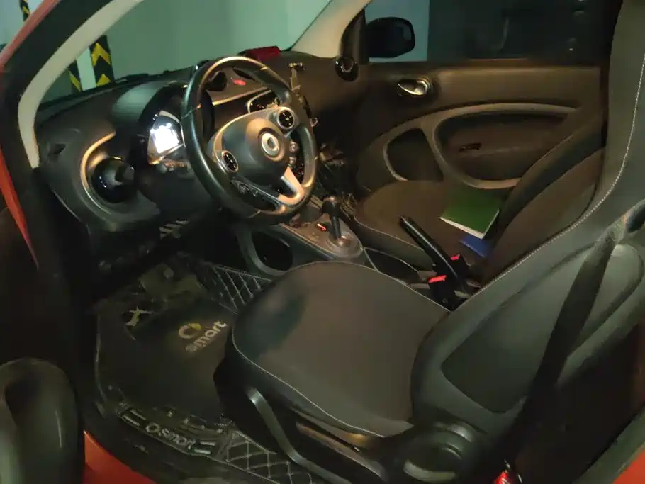 smart Smart Fortwo — миниатюра 9