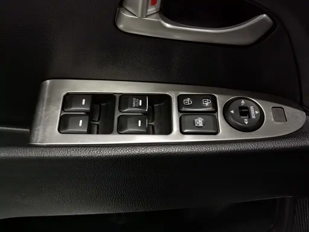 Kia Sportage — миниатюра 9