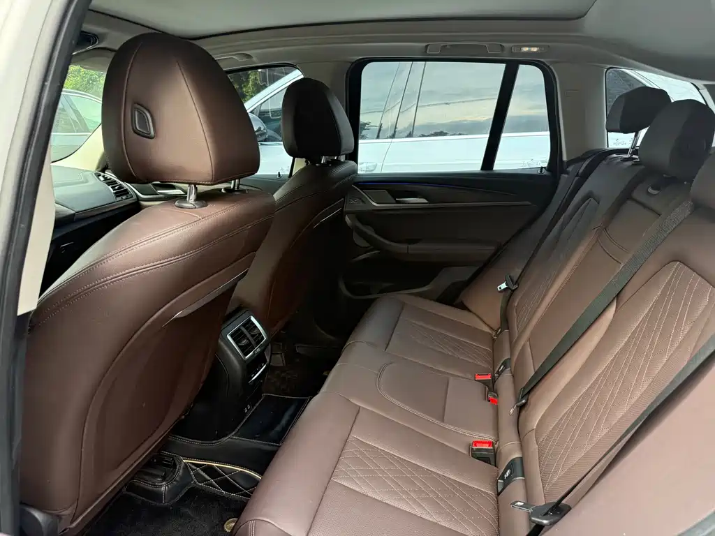 BMW X3 — миниатюра 14