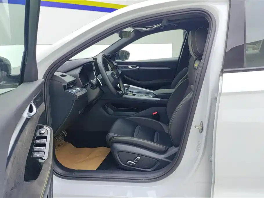 GEELY AUTOMOBILE XINGRUI