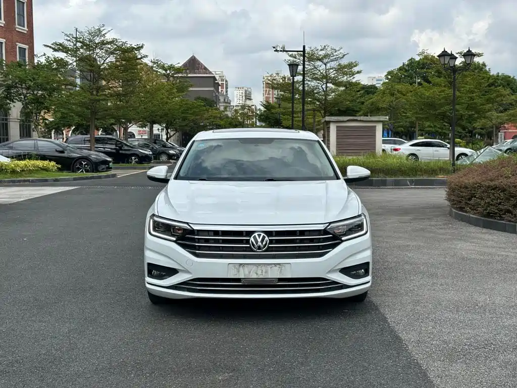 Volkswagen Sagitar — миниатюра 2
