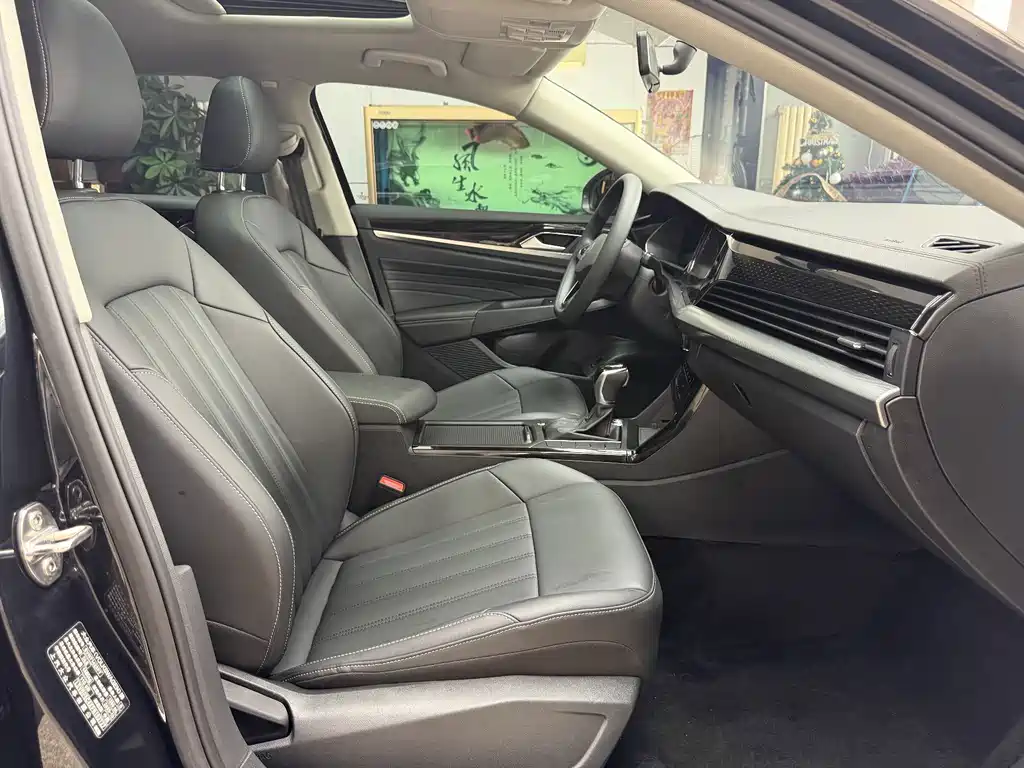 Volkswagen Passat — миниатюра 13