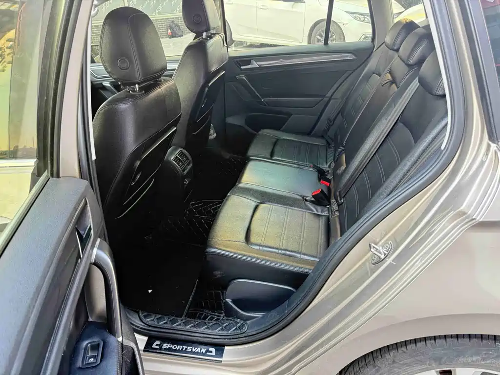 Volkswagen Golf Sportsvan — миниатюра 4