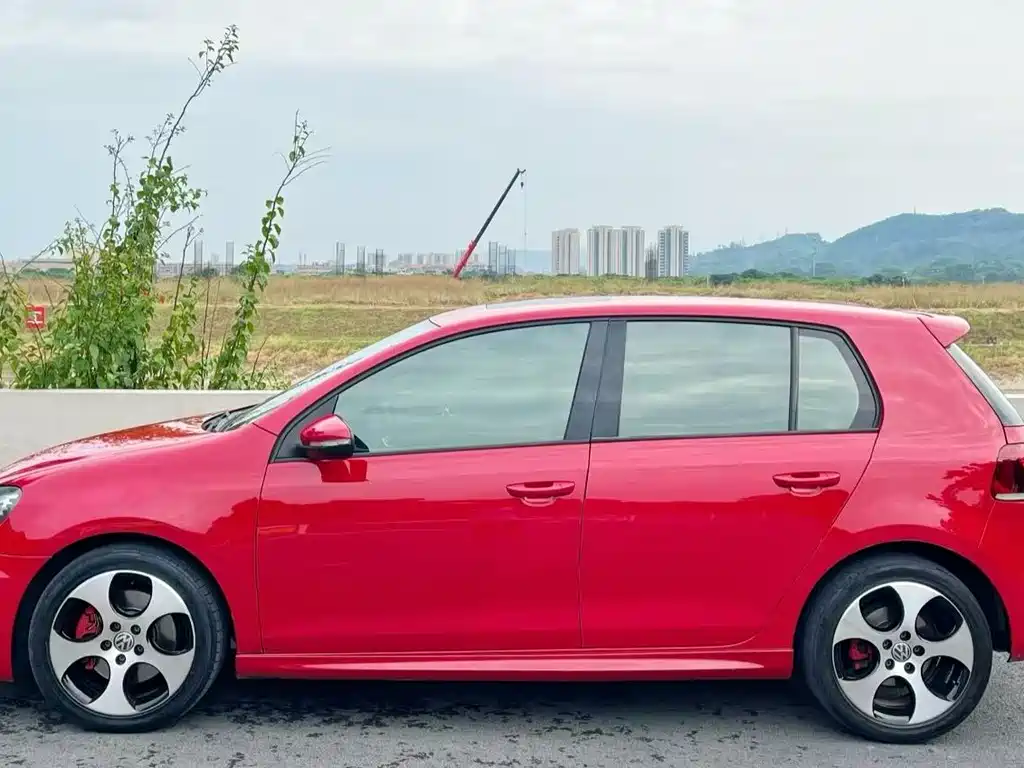 Volkswagen Golf GTI GTI 2012 2.0TSI GTI
