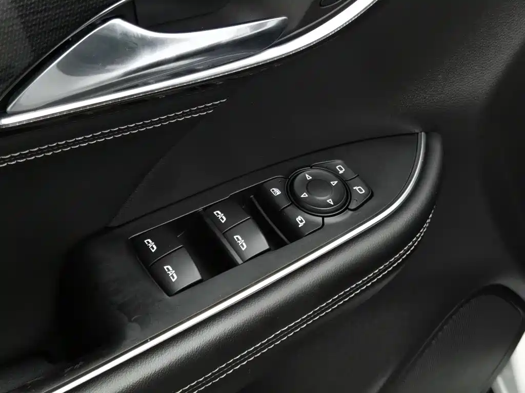 Buick Envision S — миниатюра 9
