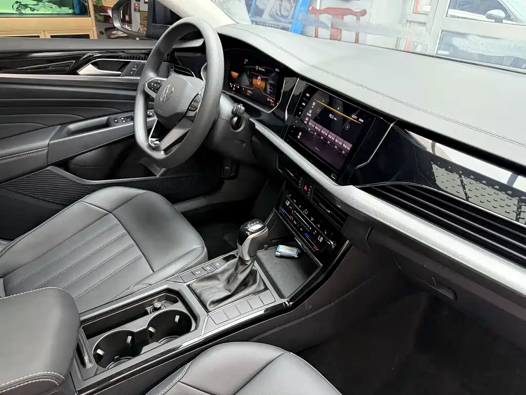 Volkswagen Passat — миниатюра 12