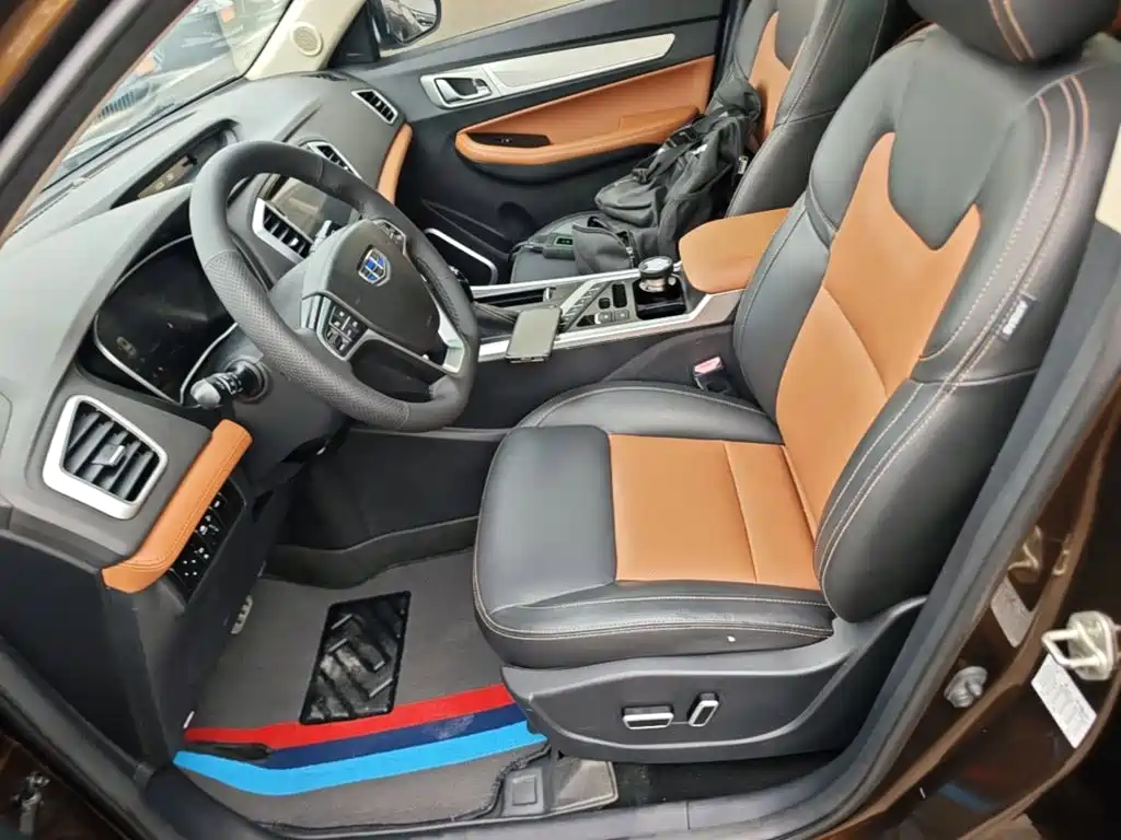 Geely Vision X6 — миниатюра 15