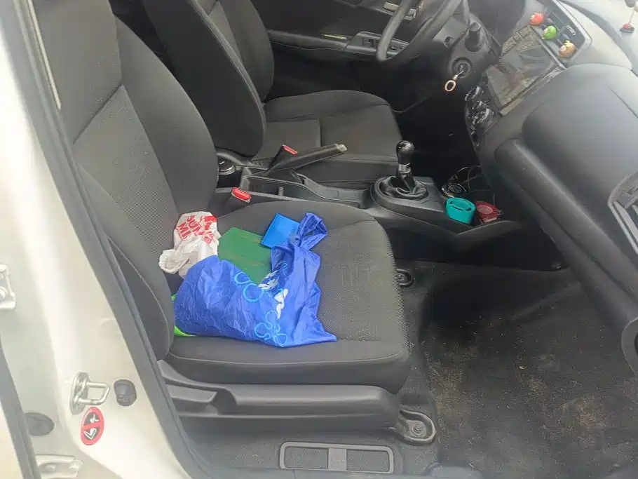 Honda Fit — миниатюра 8