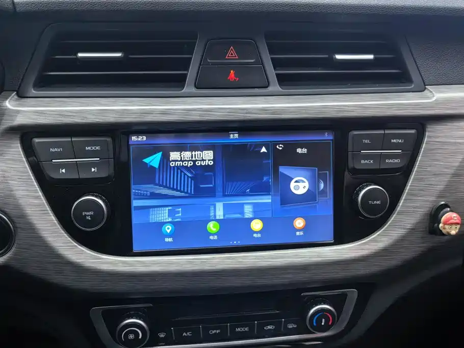 Geely Vision X3 — миниатюра 13