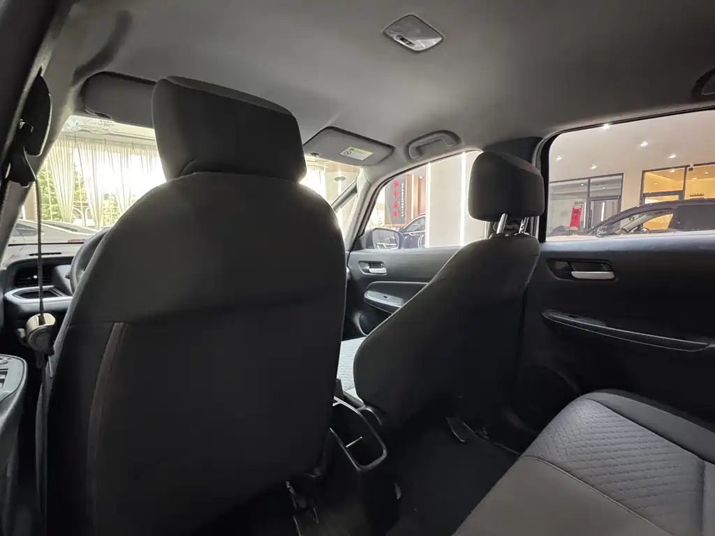 Honda Fit — миниатюра 14