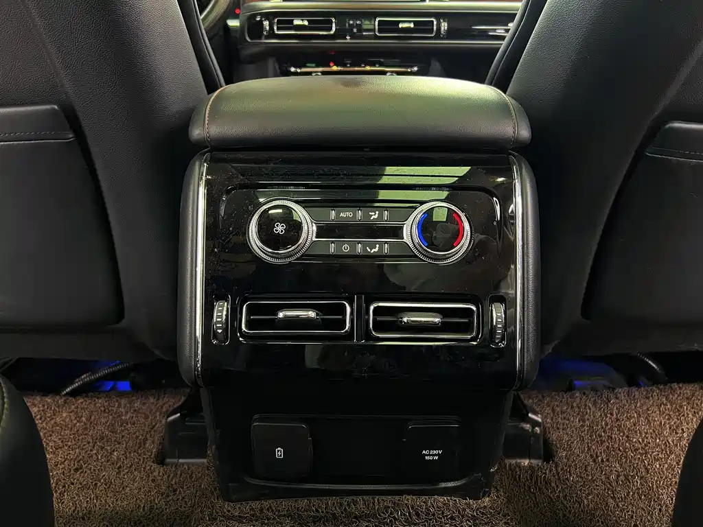 Lincoln Aviator — миниатюра 16