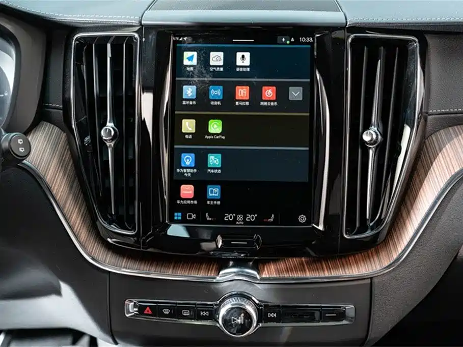 VOLVO XC60 PLUG IN HYBRID