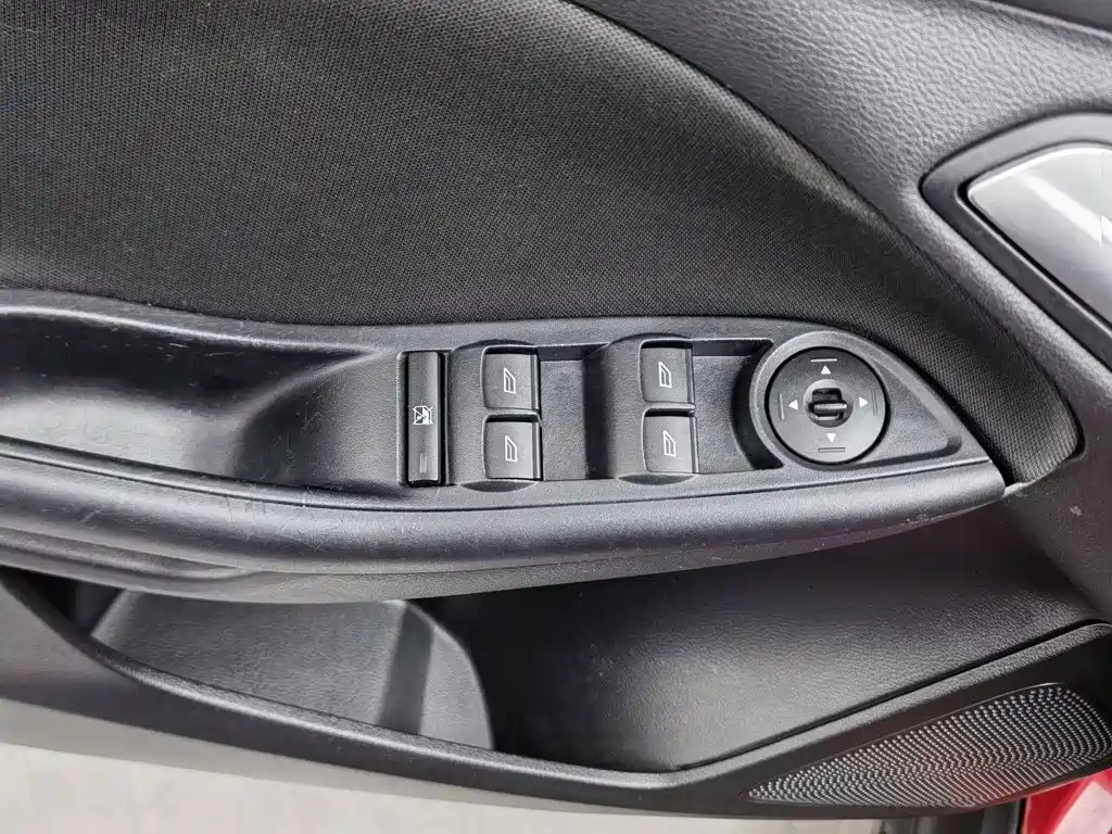 Ford Focus — миниатюра 9