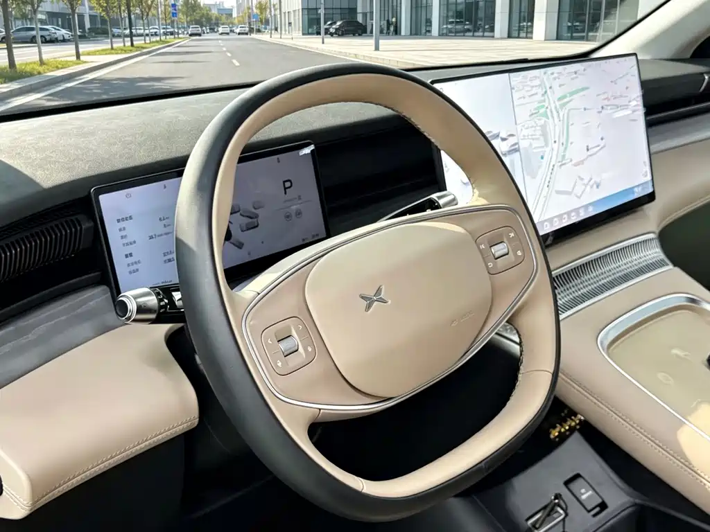 XPeng X9 — миниатюра 8