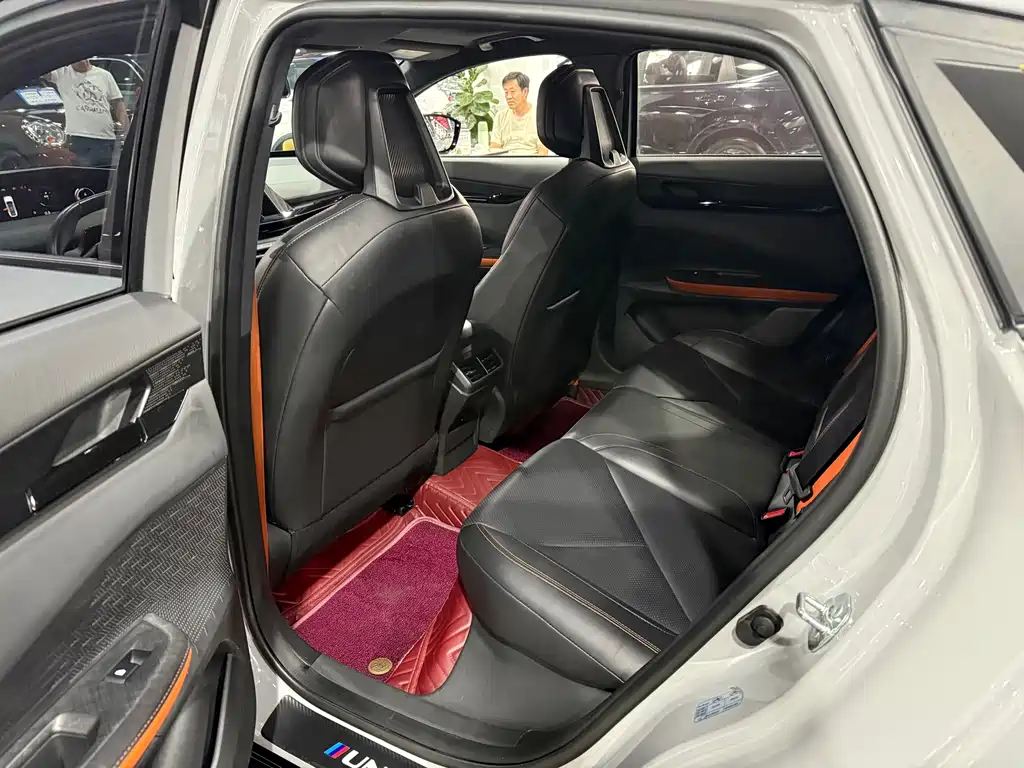 Changan UNI-V — миниатюра 5