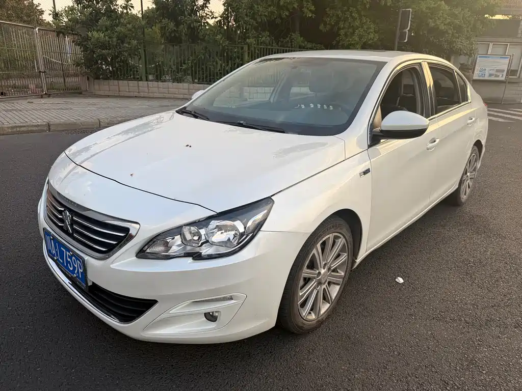 Peugeot 408
