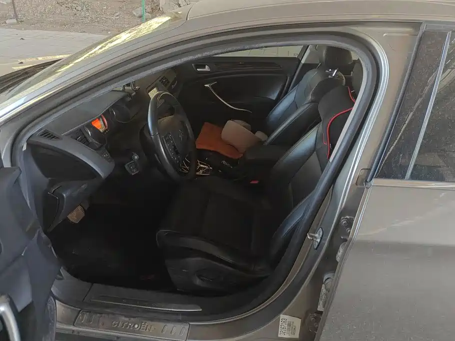 Citroen C5 — миниатюра 9