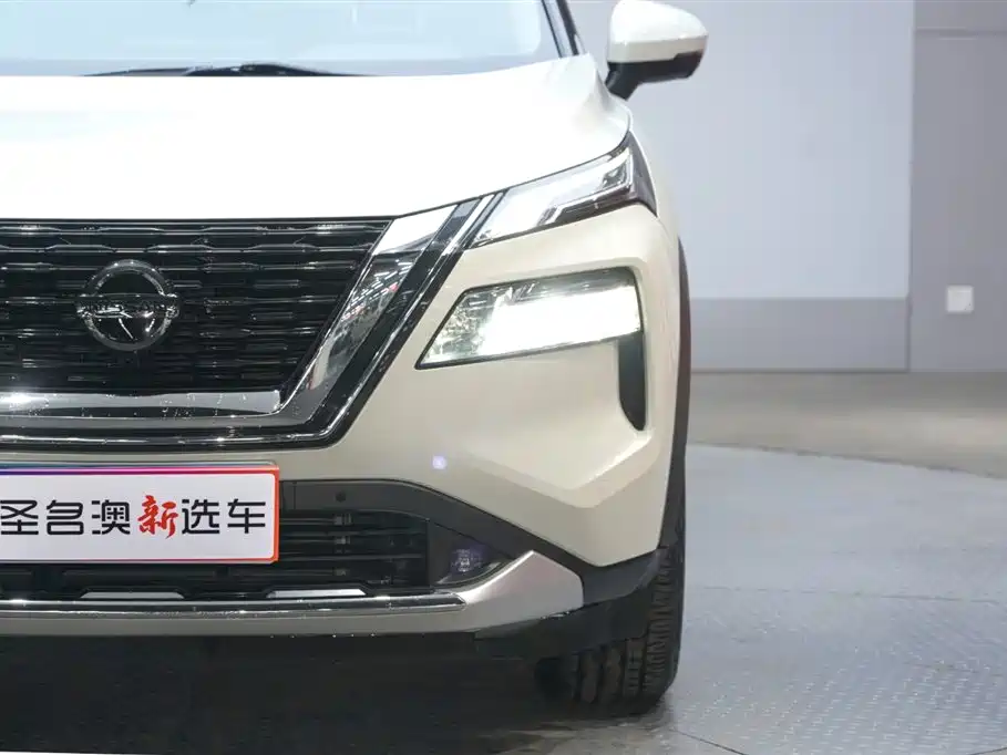 NISSAN QIJUN
