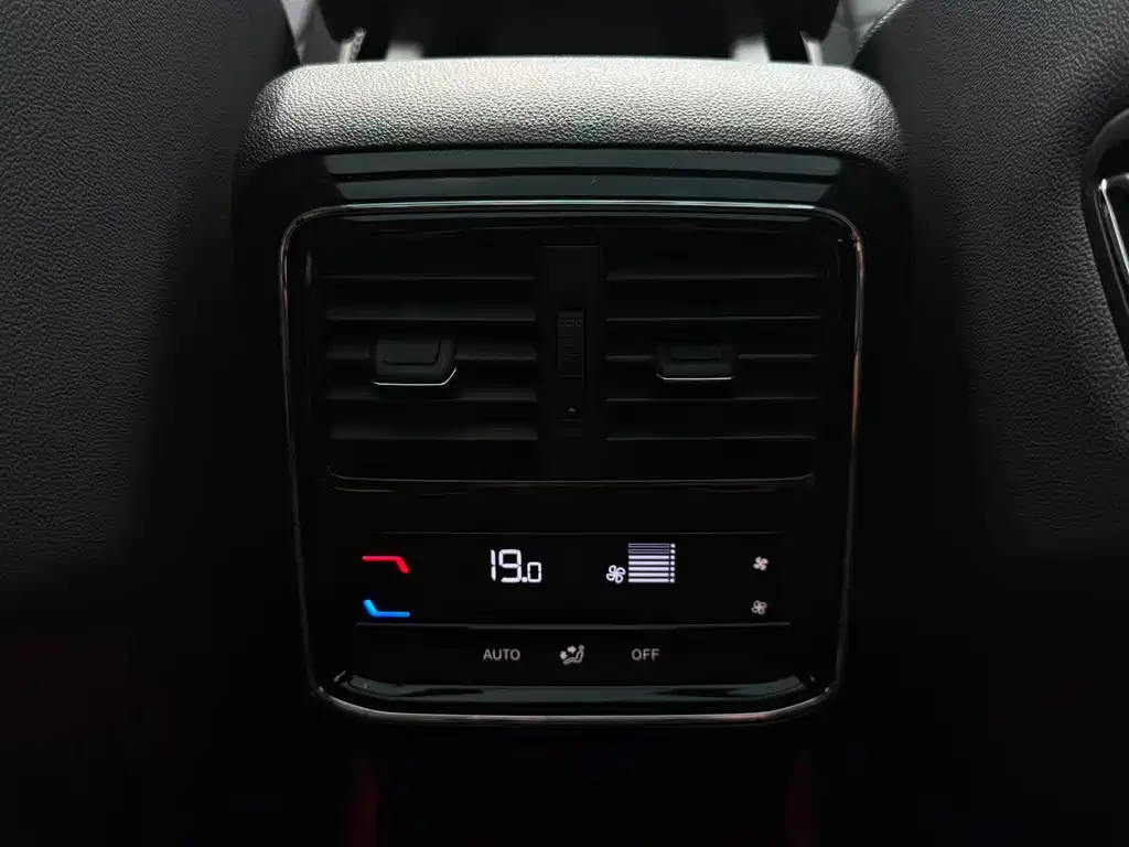 Volkswagen Passat — миниатюра 16