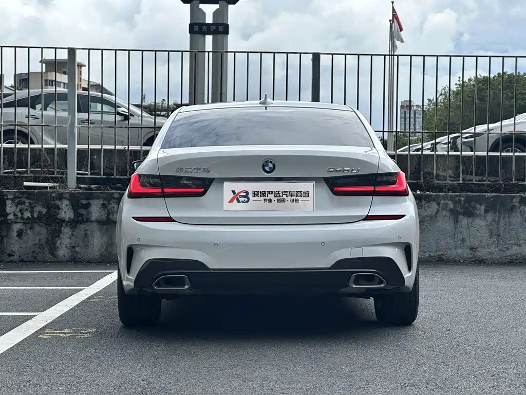 BMW 3 Series — миниатюра 4