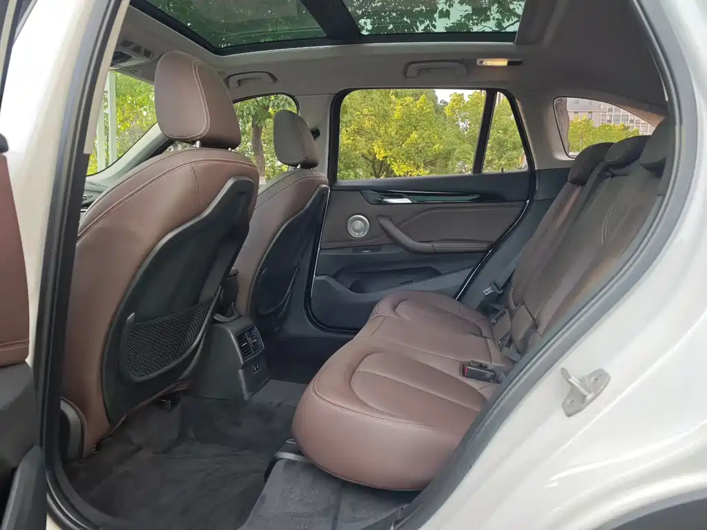 BMW X1 — миниатюра 8