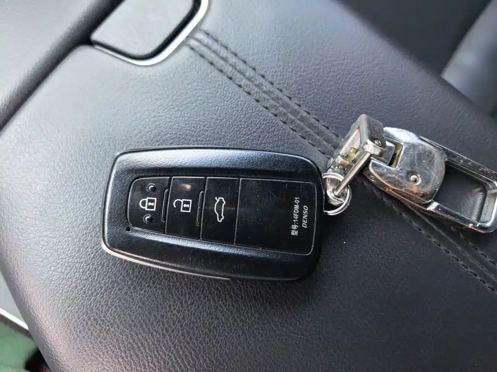 Toyota Avalon — миниатюра 9