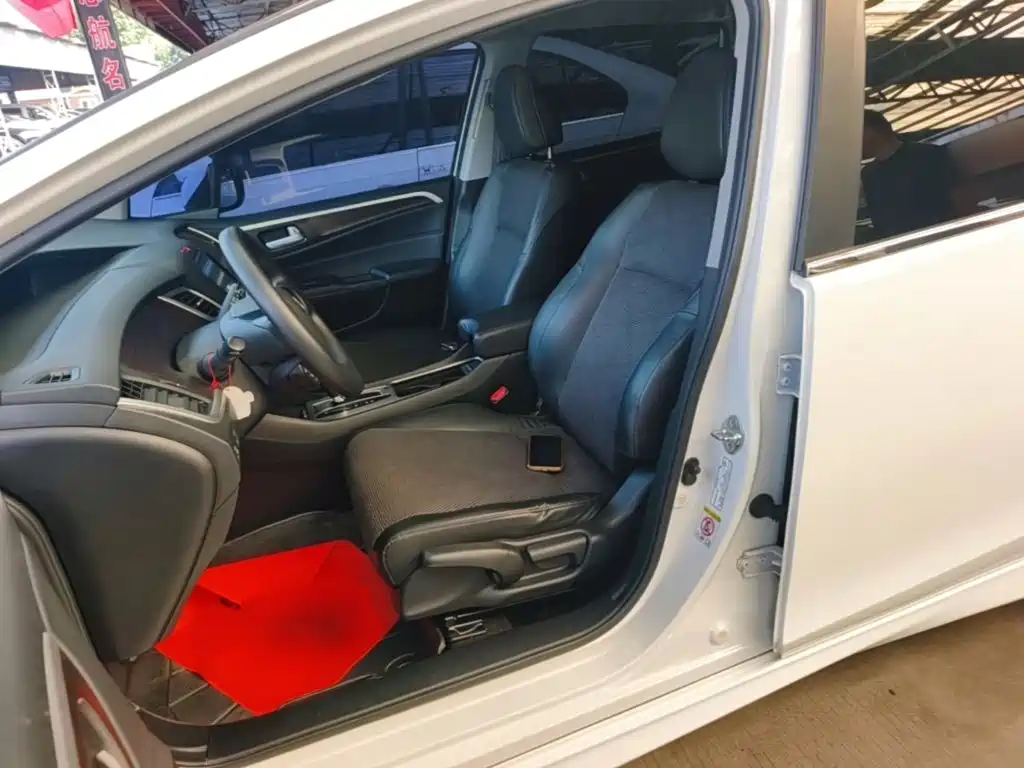 Honda Jade — миниатюра 15