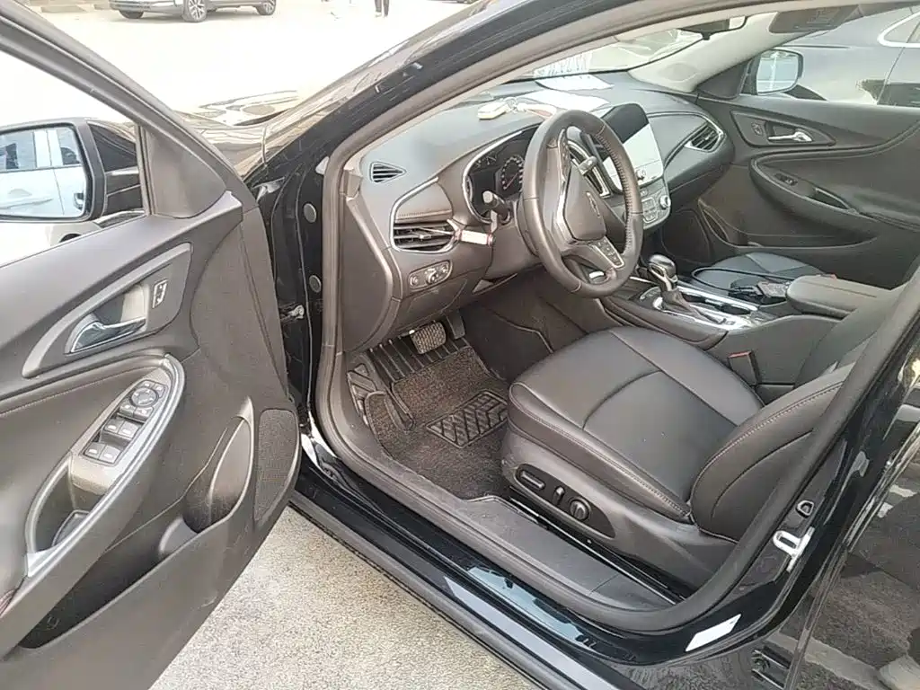 Chevrolet Malibu XL — миниатюра 16