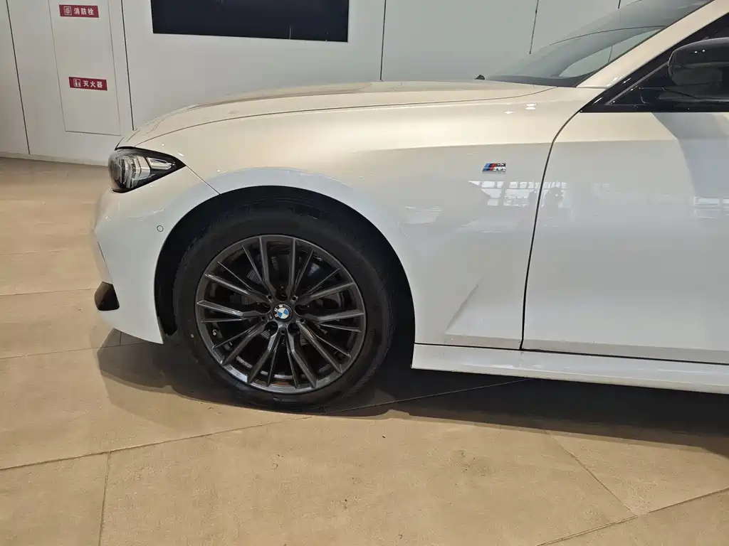 BMW 3 Series — миниатюра 6