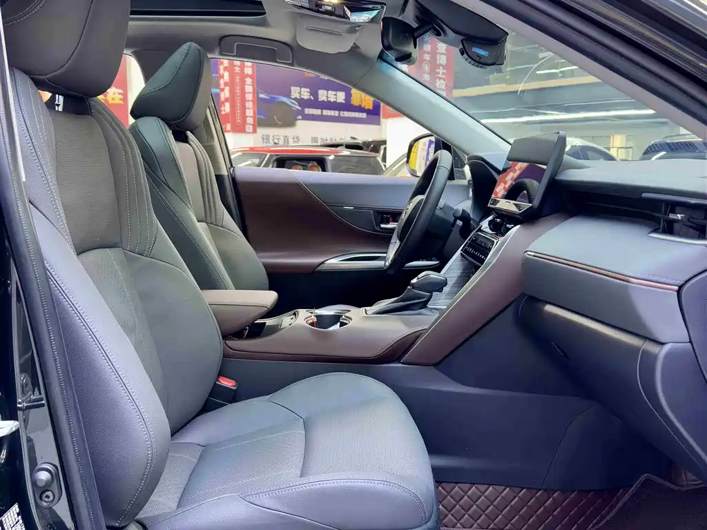 TOYOTA LING FANG HARRIER