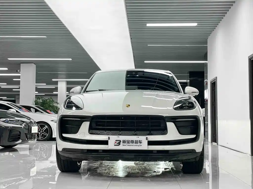Porsche Macan — миниатюра 2